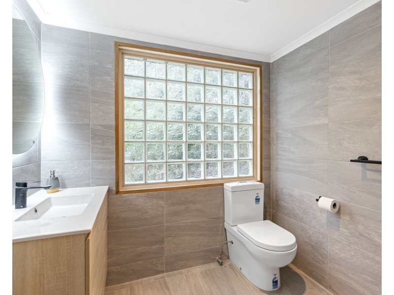 18 Merlin Court, Top Camp QLD 4350