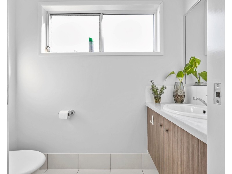 3/277a Alderley Street, Centenary Heights QLD 4350