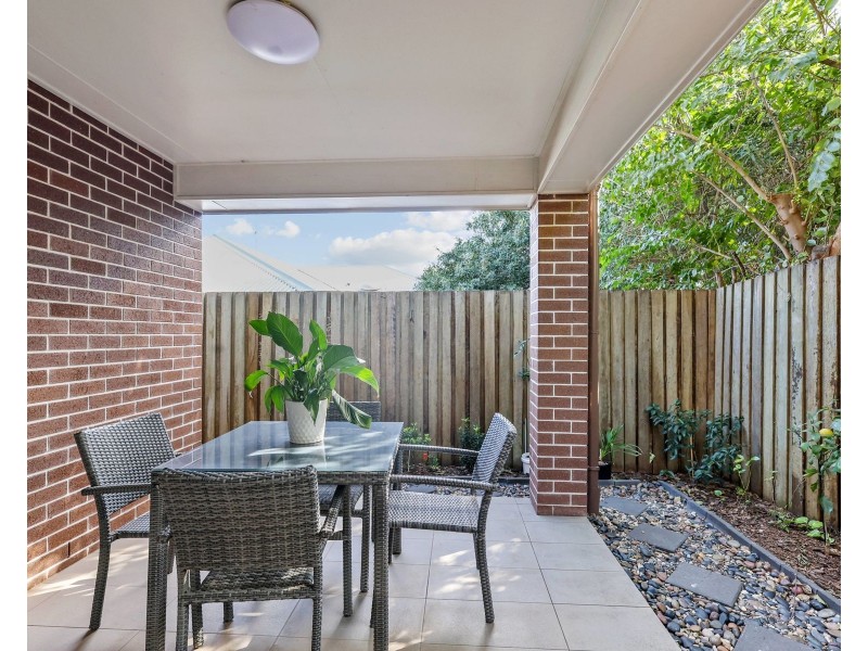 3/277a Alderley Street, Centenary Heights QLD 4350