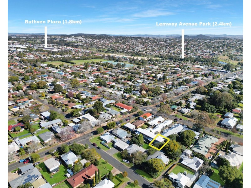 3/277a Alderley Street, Centenary Heights QLD 4350