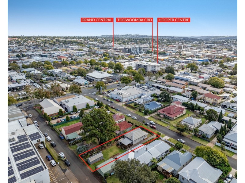 22 Eton Street, East Toowoomba QLD 4350