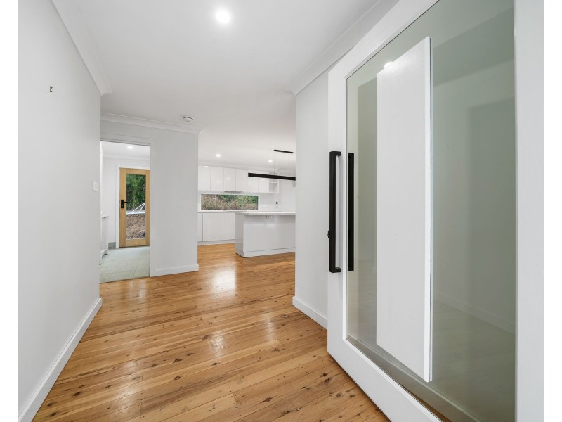 17 Elizabeth Street, Withcott QLD 4352