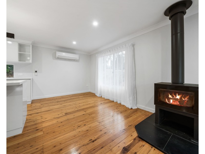 17 Elizabeth Street, Withcott QLD 4352