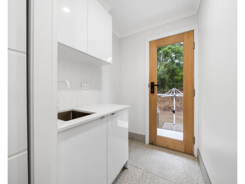 17 Elizabeth Street, Withcott QLD 4352