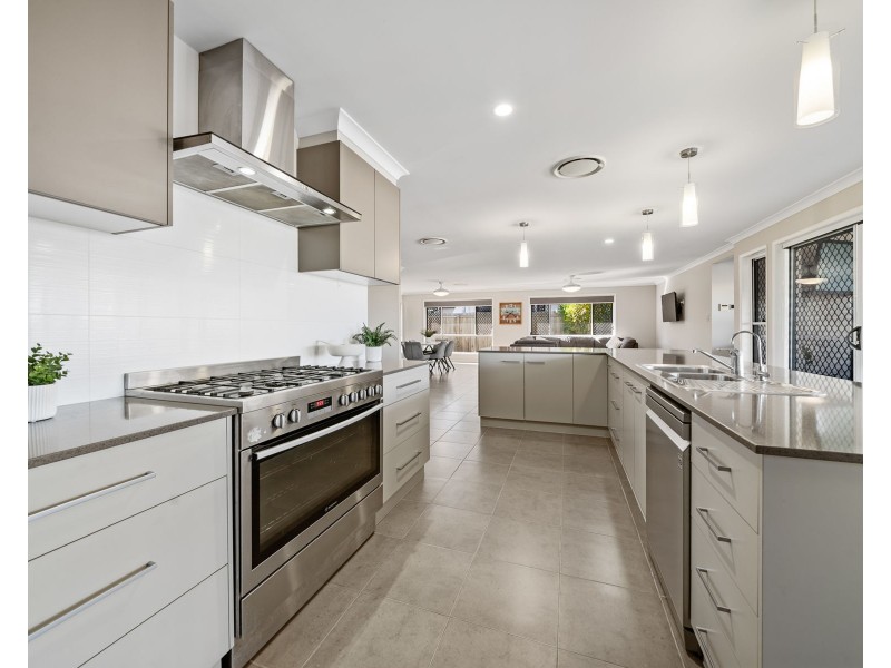 10 Harth Street, Goombungee QLD 4354