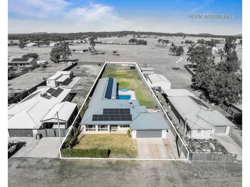 10 Harth Street, Goombungee QLD 4354