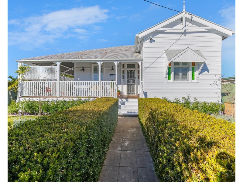 16 Dragon Street, Warwick QLD 4370