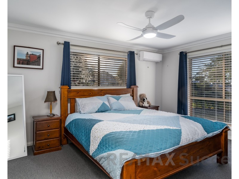 18 Prime Minister Drive, Middle Ridge QLD 4350