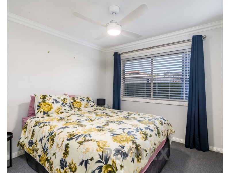 18 Prime Minister Drive, Middle Ridge QLD 4350