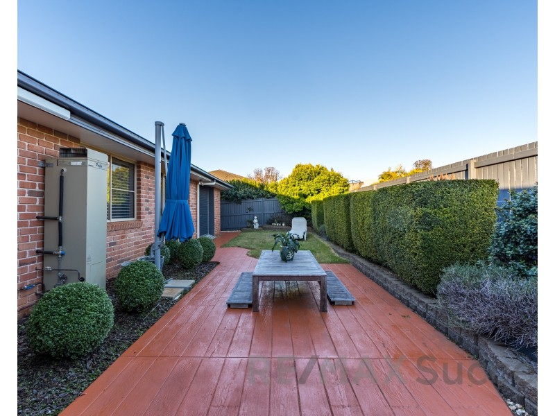 18 Prime Minister Drive, Middle Ridge QLD 4350