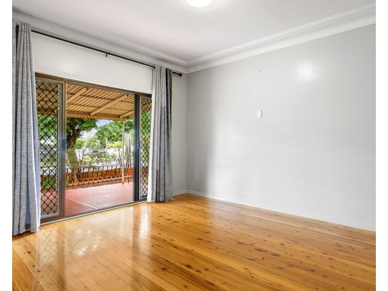 293b West Street, Harristown QLD 4350