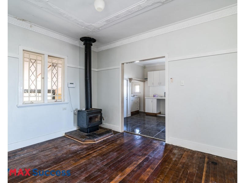 108 Ruthven Street, Harlaxton QLD 4350