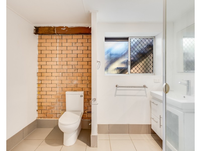 54 Dunne Street, Harristown QLD 4350