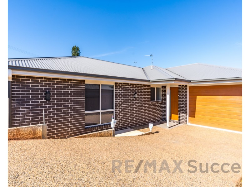 10 Irving Court, Harlaxton QLD 4350