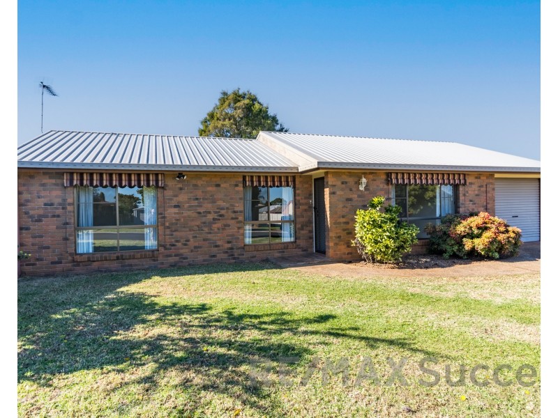 16 Crusader Court, Wilsonton QLD 4350