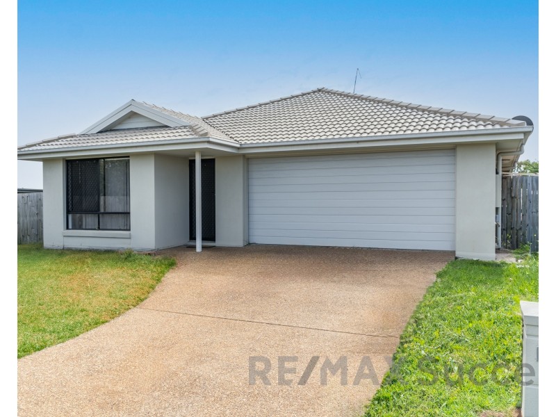 14 Esmeralda Street, Cambooya QLD 4358