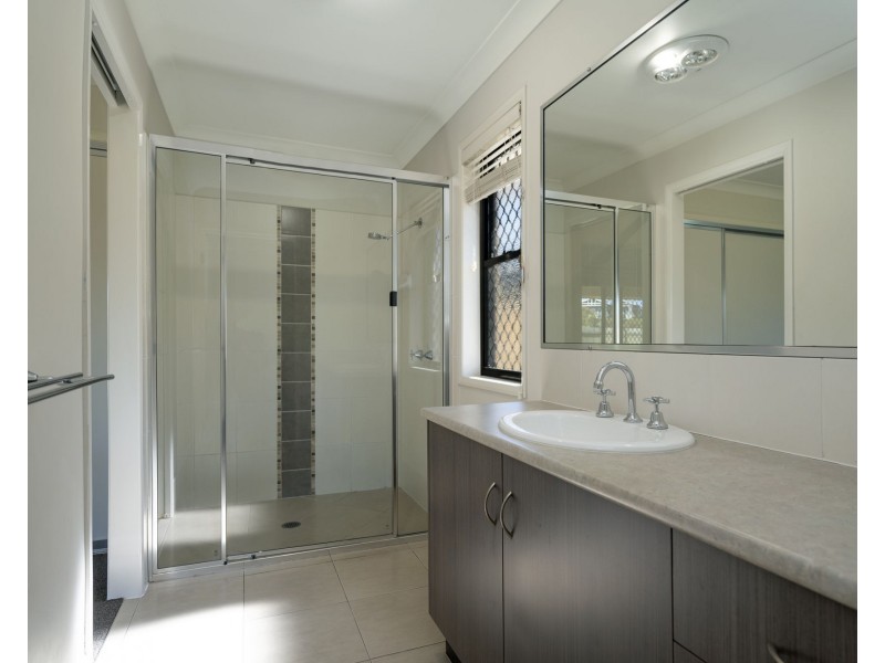 7 Coolana Court, Harristown QLD 4350