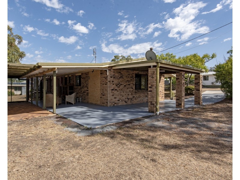 18 Balfour Street, Wyreema QLD 4352