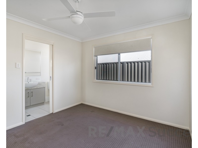 2/9 Taragon Street, Glenvale QLD 4350