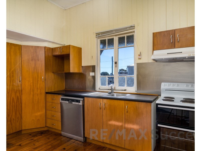 703 Ruthven Street, South Toowoomba QLD 4350