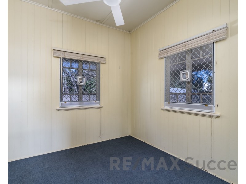 703 Ruthven Street, South Toowoomba QLD 4350