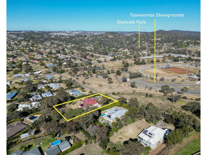 15 Harvey Court, Glenvale QLD 4350