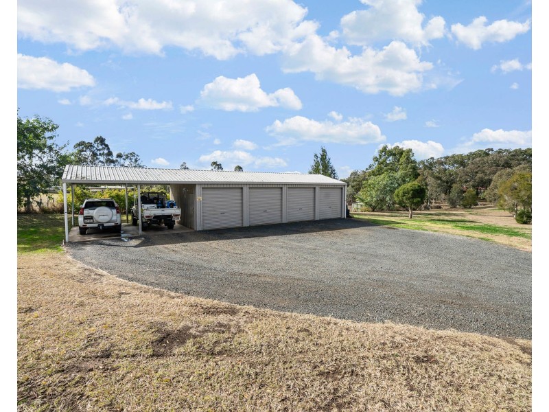11 Lobwein Street, Meringandan West QLD 4352