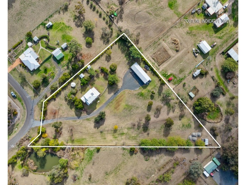 11 Lobwein Street, Meringandan West QLD 4352