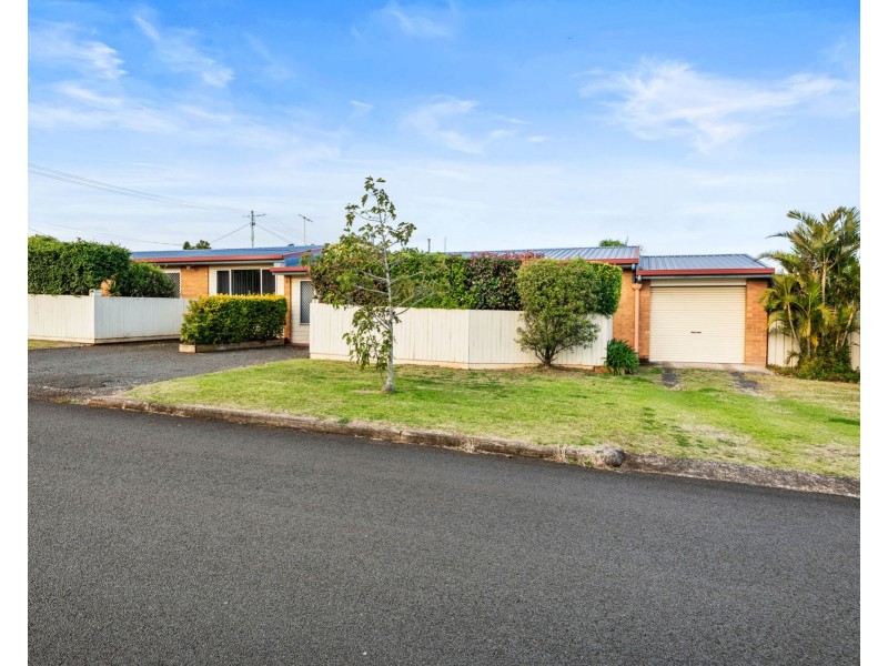 2 Erin Street, Wilsonton QLD 4350