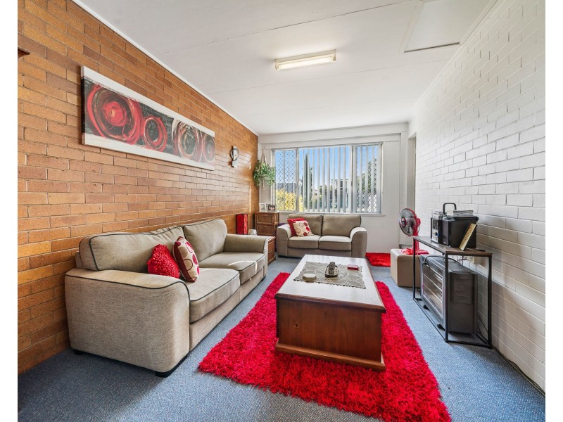 2 Erin Street, Wilsonton QLD 4350