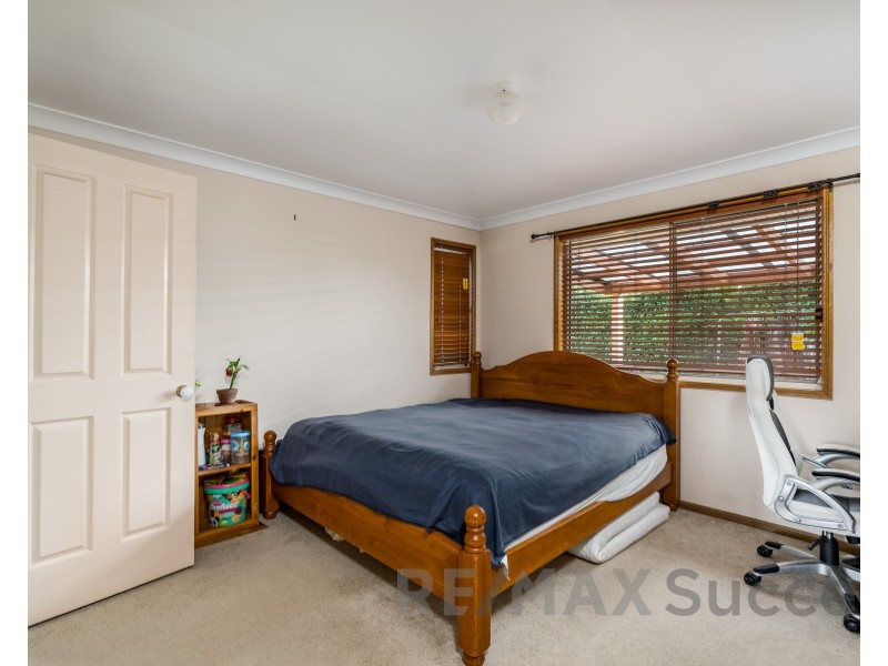 30 Weis Crescent, Middle Ridge QLD 4350