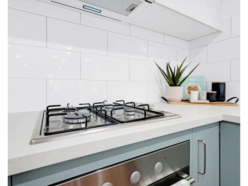 15 McIntyre Street, Centenary Heights QLD 4350