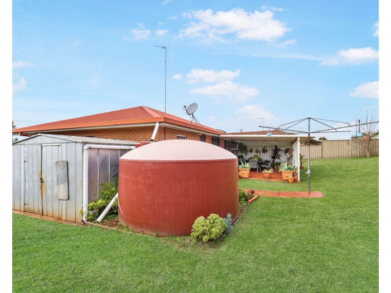 3 Rutkin Street, Kearneys Spring QLD 4350