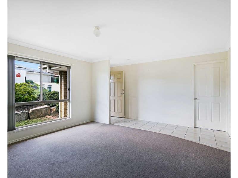 5 Cuttaburra Crescent, Glenvale QLD 4350