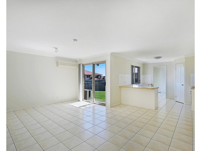 5 Cuttaburra Crescent, Glenvale QLD 4350