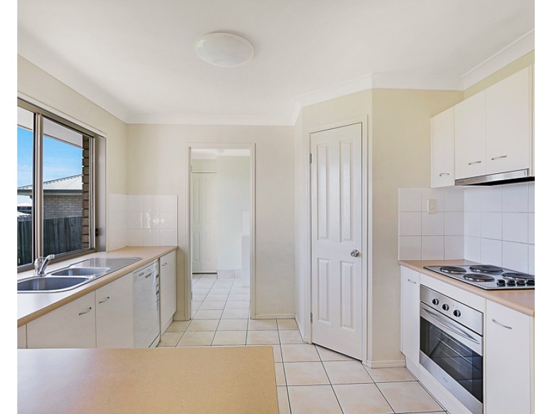 5 Cuttaburra Crescent, Glenvale QLD 4350