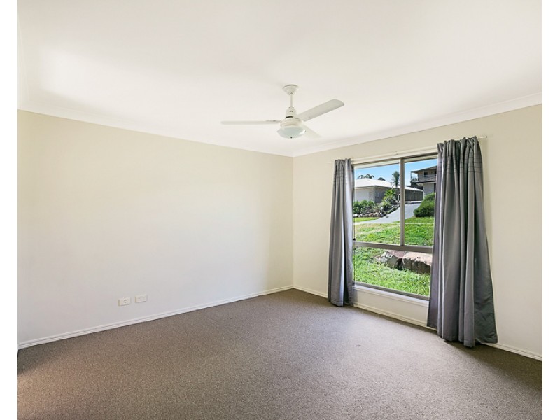 5 Cuttaburra Crescent, Glenvale QLD 4350