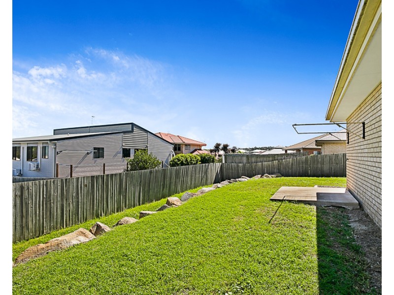 5 Cuttaburra Crescent, Glenvale QLD 4350