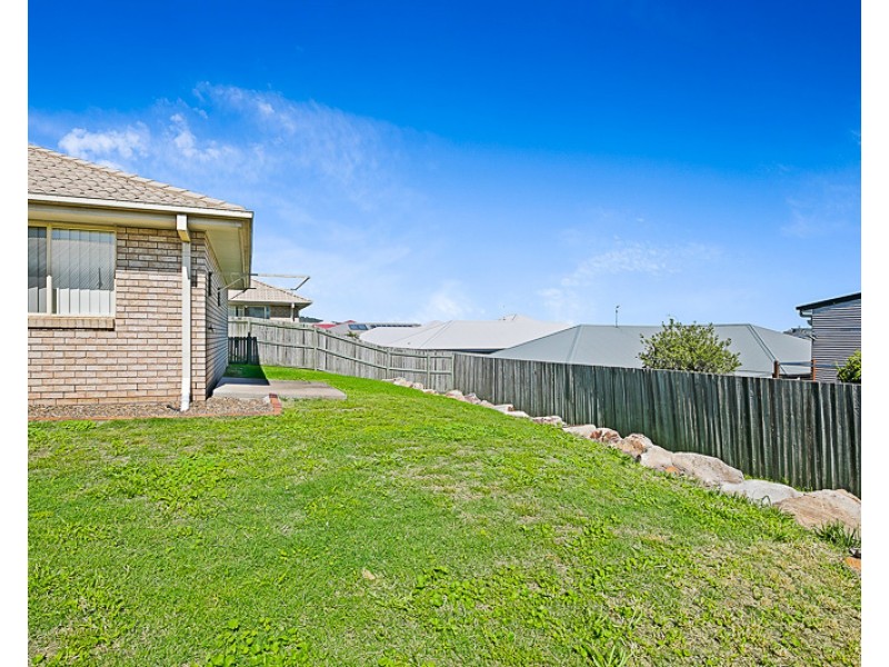 5 Cuttaburra Crescent, Glenvale QLD 4350