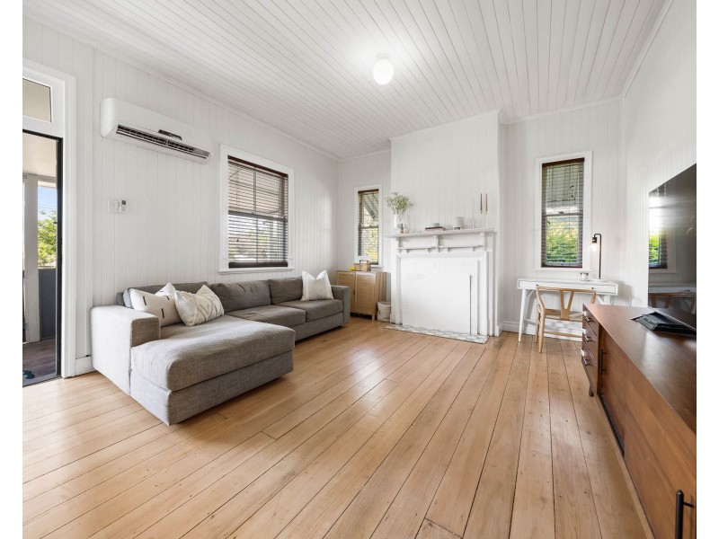 182 Jellicoe Street, Newtown QLD 4350
