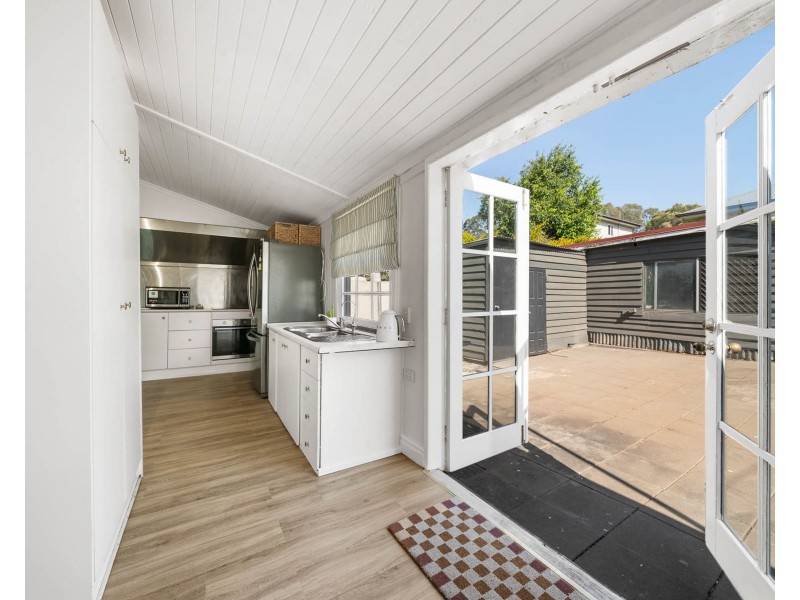 182 Jellicoe Street, Newtown QLD 4350