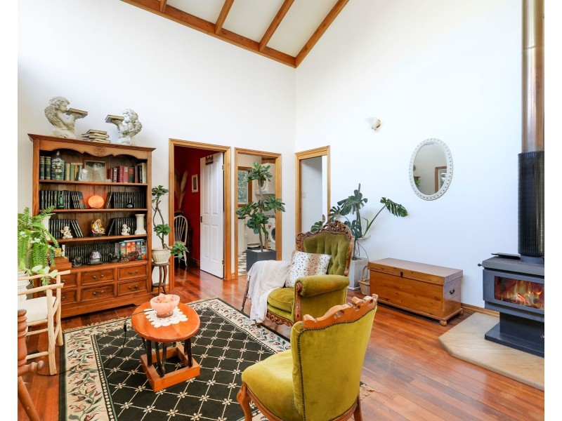 214 Ruthven Street, North Toowoomba QLD 4350