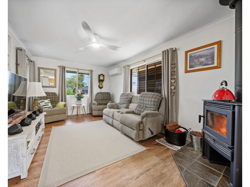 9 Illawarra Street, Harristown QLD 4350