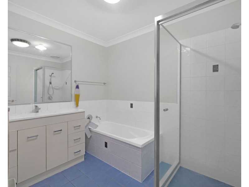 2/767 Greenwattle Street, Glenvale QLD 4350