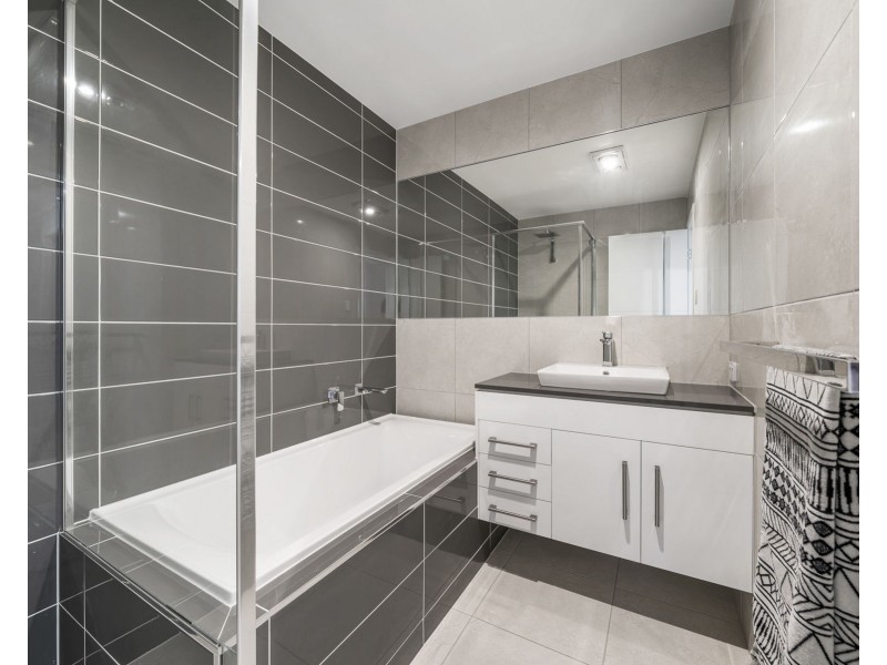 3/9 Grace View Street, Darling Heights QLD 4350