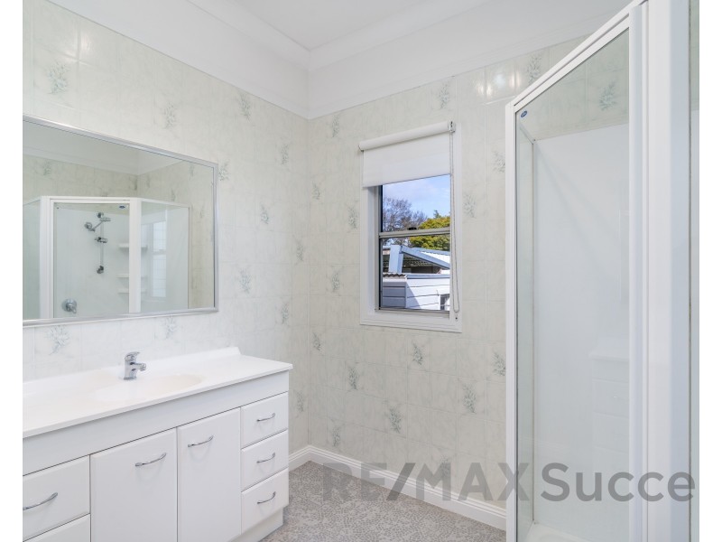 314 South Street, Harristown QLD 4350