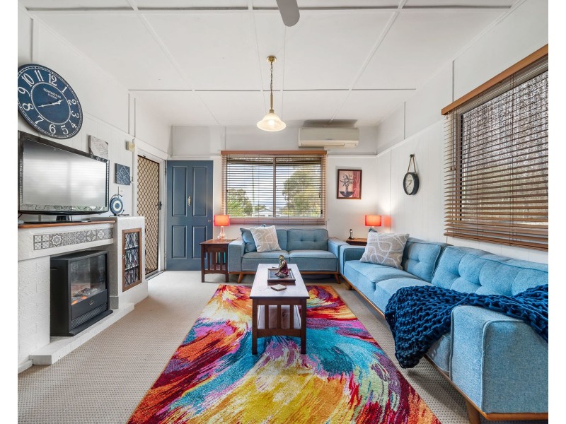 19 Victoria Street, Goombungee QLD 4354