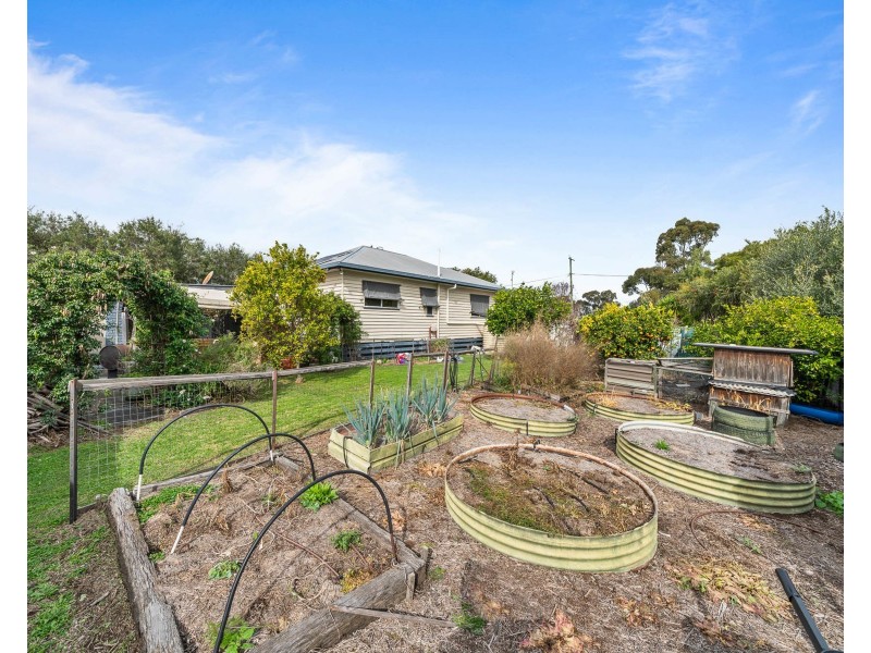 19 Victoria Street, Goombungee QLD 4354