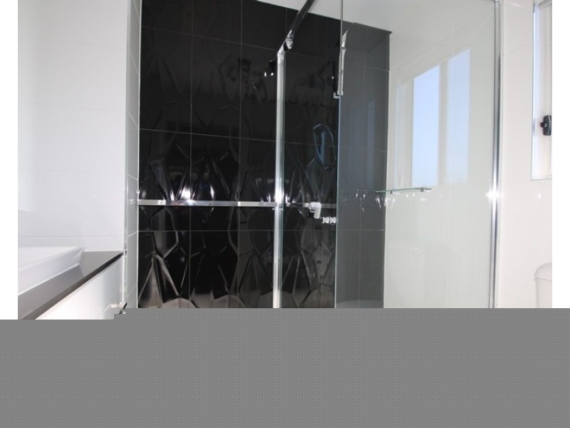 2/173a South Street, South Toowoomba QLD 4350