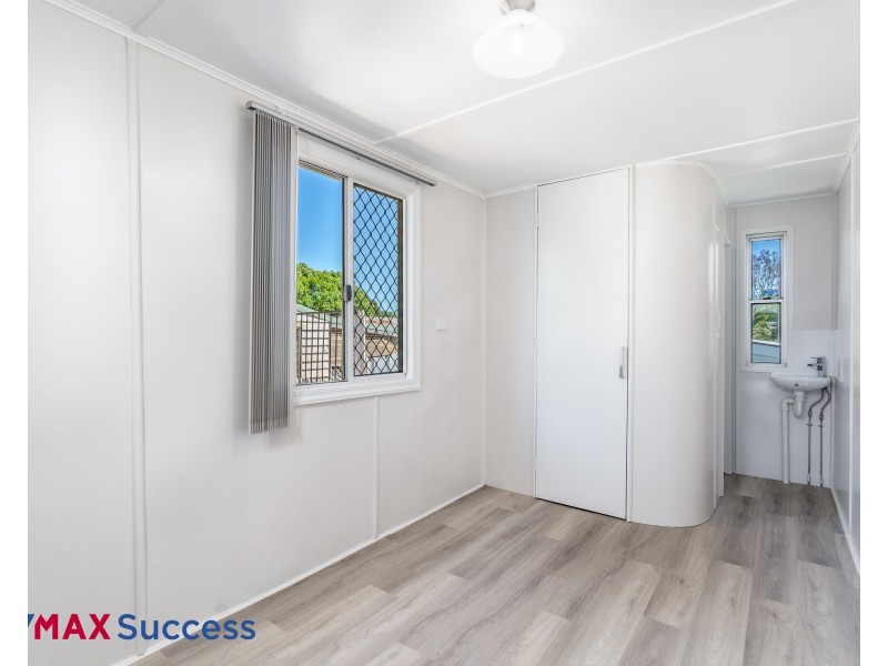 193 Campbell Street, Newtown QLD 4350